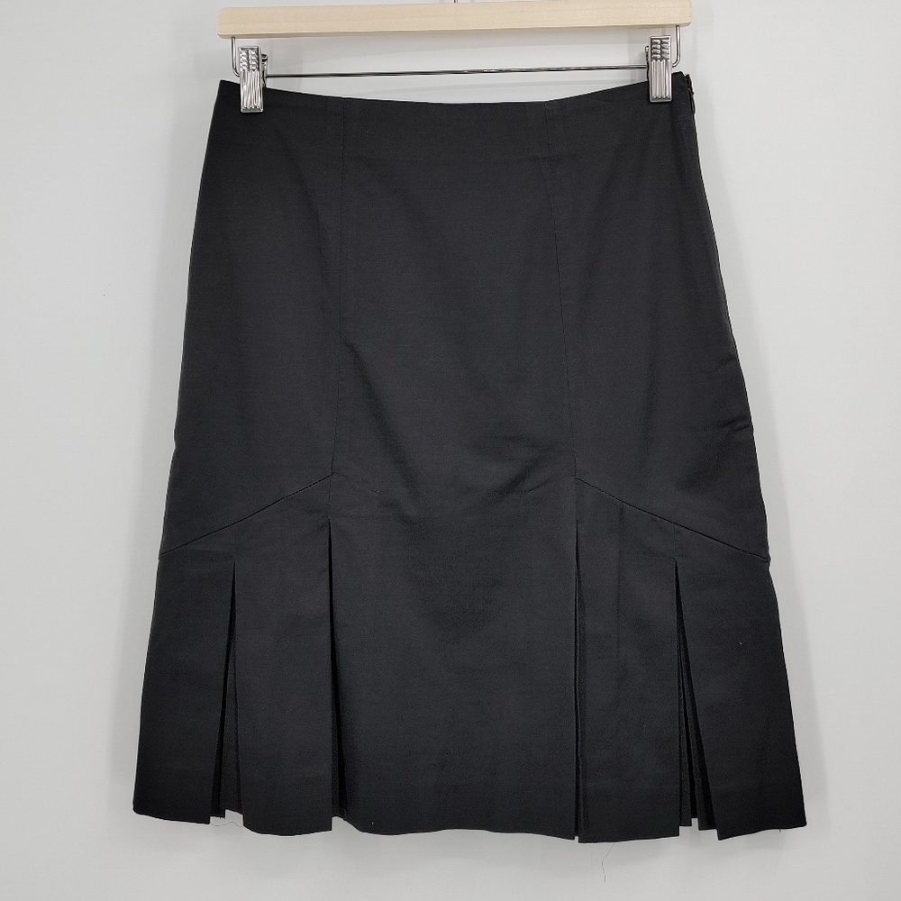 Bebe | pleated skirt